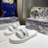 14D76Z Popular slippers