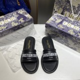 14D76Z Popular slippers