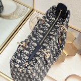 B1X54D439 Popular   embroidery bag