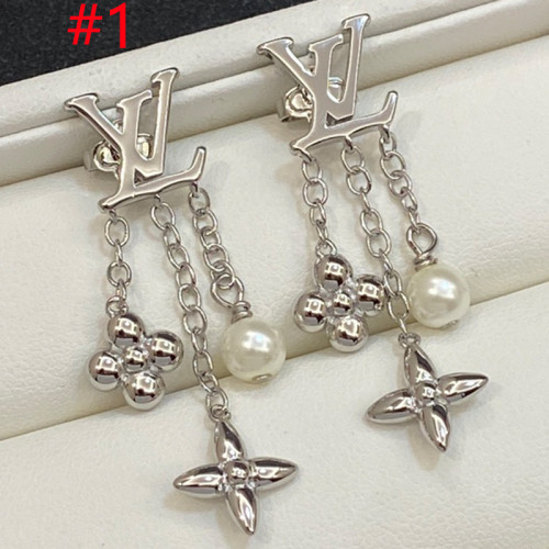 14E450E Popular Earrings