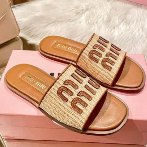 Z1J54A164 Popular Slippers