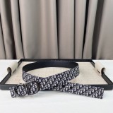 P1Q64D37  Popular    High quality belt With full package