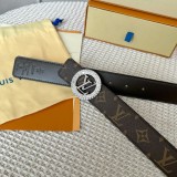 P1Q64E128 Popular  High quality belt With full package