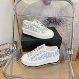 Z1XD67 Popular shoes