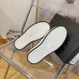 Z1XD67 Popular shoes