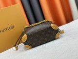 B1X104E56  Popular  leather bag