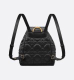 B1X104D66 Popular   leather backpacks