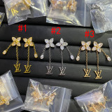 14E627E Popular  Earrings