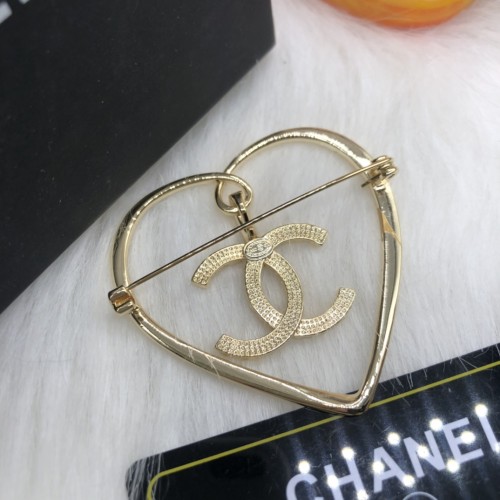 14C851X   Popular Brooch