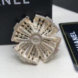 14C854X   Popular Brooch
