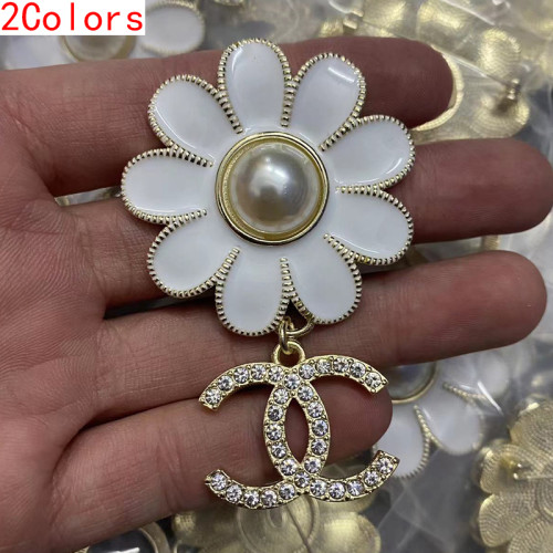 14C891X   Popular Brooch