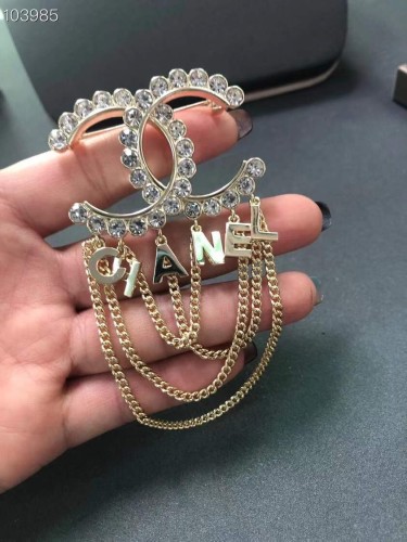 14C869X  Popular Brooch