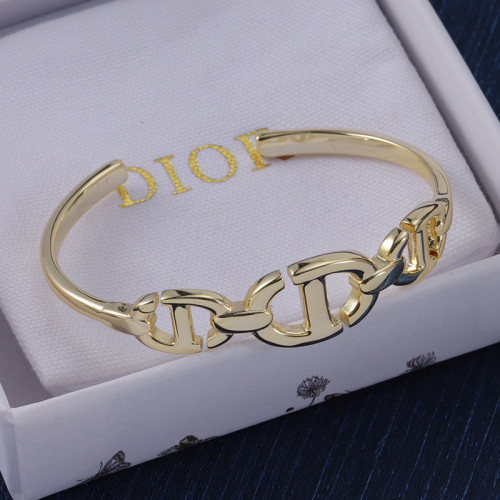 14D1067K  Popular Bracelets