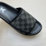 5WE245Z Popular Slippers
