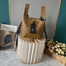 2WE21B (Fashionable leather bag ) 