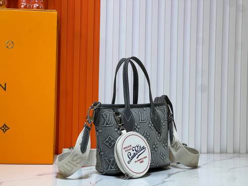 2WE45B (Fashionable  bag )