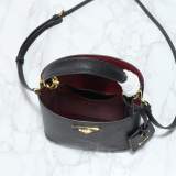 B1W35P102 Popular  leather bag