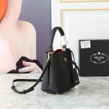 B1W35P102 Popular  leather bag