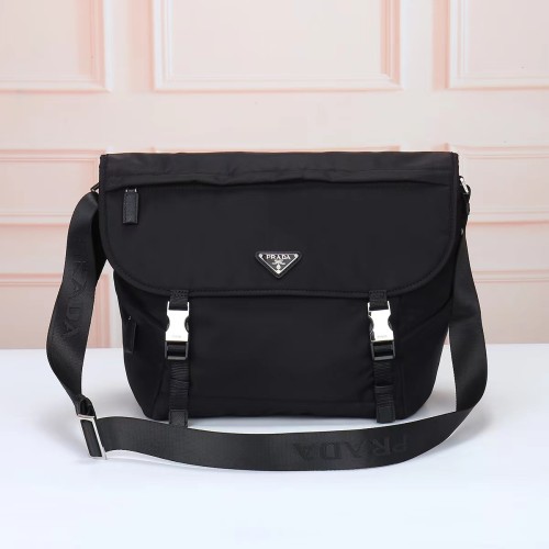 1WP111B (Fashionable nylon fabric bag)