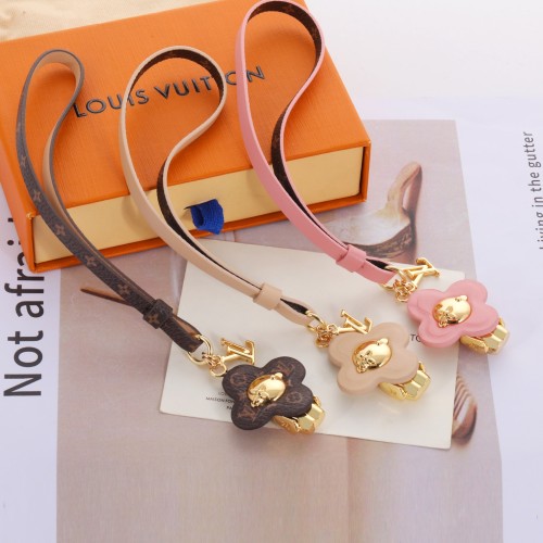 3RE3A Stylish key closure