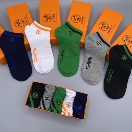 235QH52S Popular socks(5 pairs )