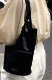 1B65B Fashionable leather bag