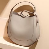 1B75B Fashionable leather bag