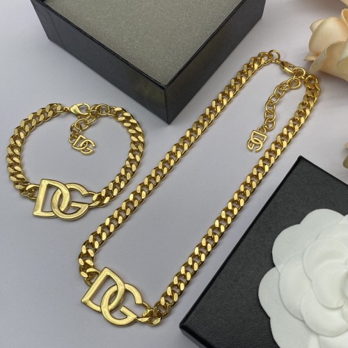15NA5X Popular    Bracelets Necklaces