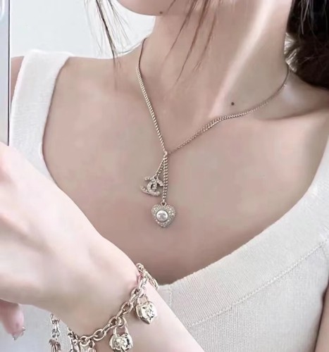 15NC19X Fashion Necklaces