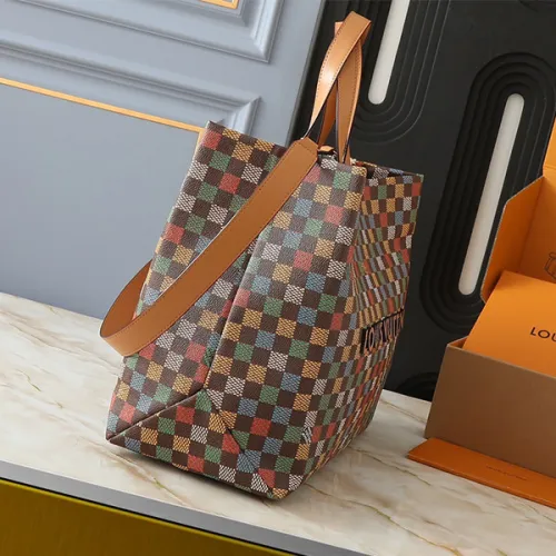 15XE7B (Fashionable leather bag)
