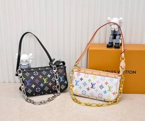 B1X45E12 Popular leather bag