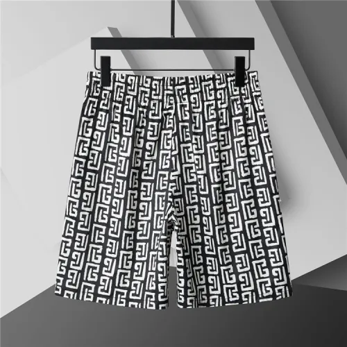 145RA78U Fashion shorts 