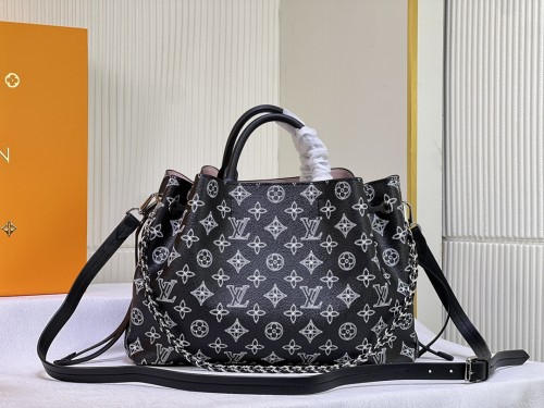 155NE40B Fashionable leather bag