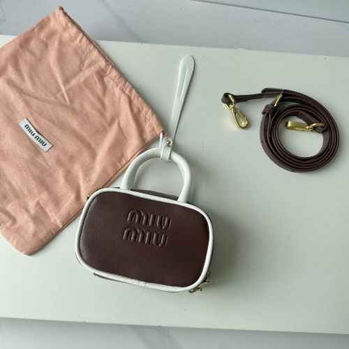 B1N55A55 Popular   leather bag