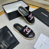 Z2Q55C43 Popular leather shoes