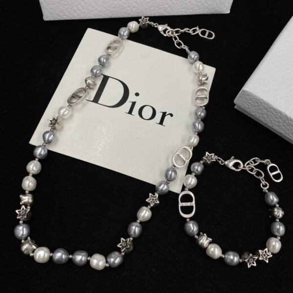 175RD23X Popular   Necklaces . Bracelets