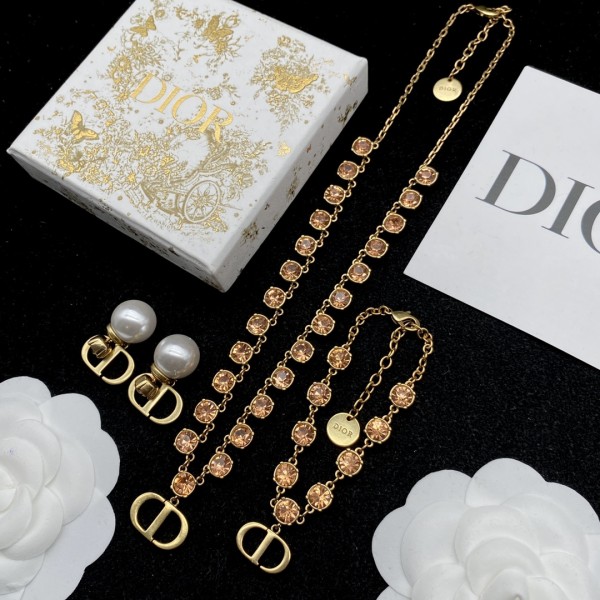 175RD15X Popular Necklaces . Bracelets . Earrings