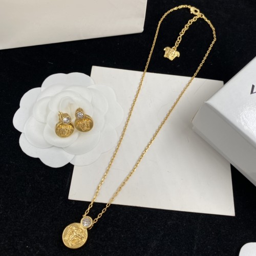 175RV77X Popular    Necklace . Earrings