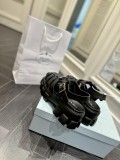 Z2R85P51  Popular high-quality shoes