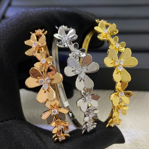15QVC27K  Popular Bracelets