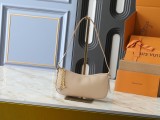 B1R15E23 Popular  leather bag