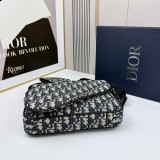 B1R15D66  Popular  bag
