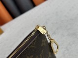 B1R15E90  Popular  leather bag