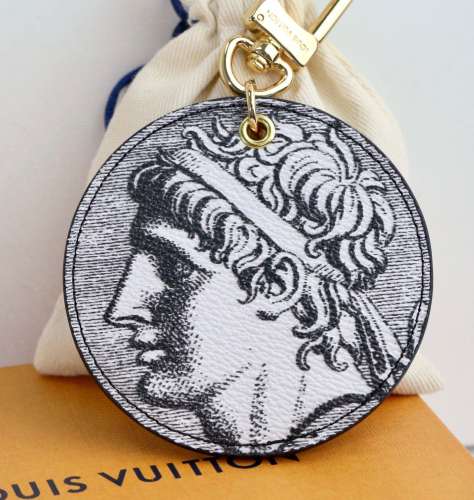 A1Q105E20 Popular bag 's charms accessories