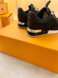 Z2Q95E102  Popular high-quality  shoes