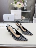 Z2Q95D116 Popular high-quality leather  High heels
