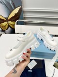 Z2Q95P143  Popular high-quality leather Shoes