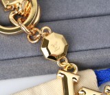 A1Q105E24 Popular bag 's charms accessories
