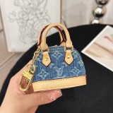 A1Z105E9 Popular bag 's charms accessories
