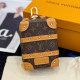 A1Z105E10 Popular bag 's charms accessories